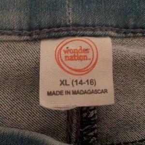 Women’s light stonewashed jean leggings